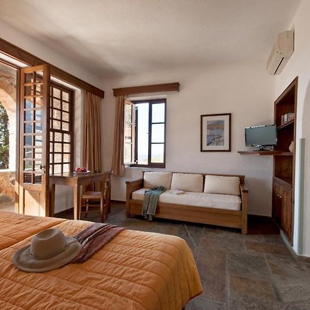 Kalamitsi Hotel Kardhamili Luaran gambar