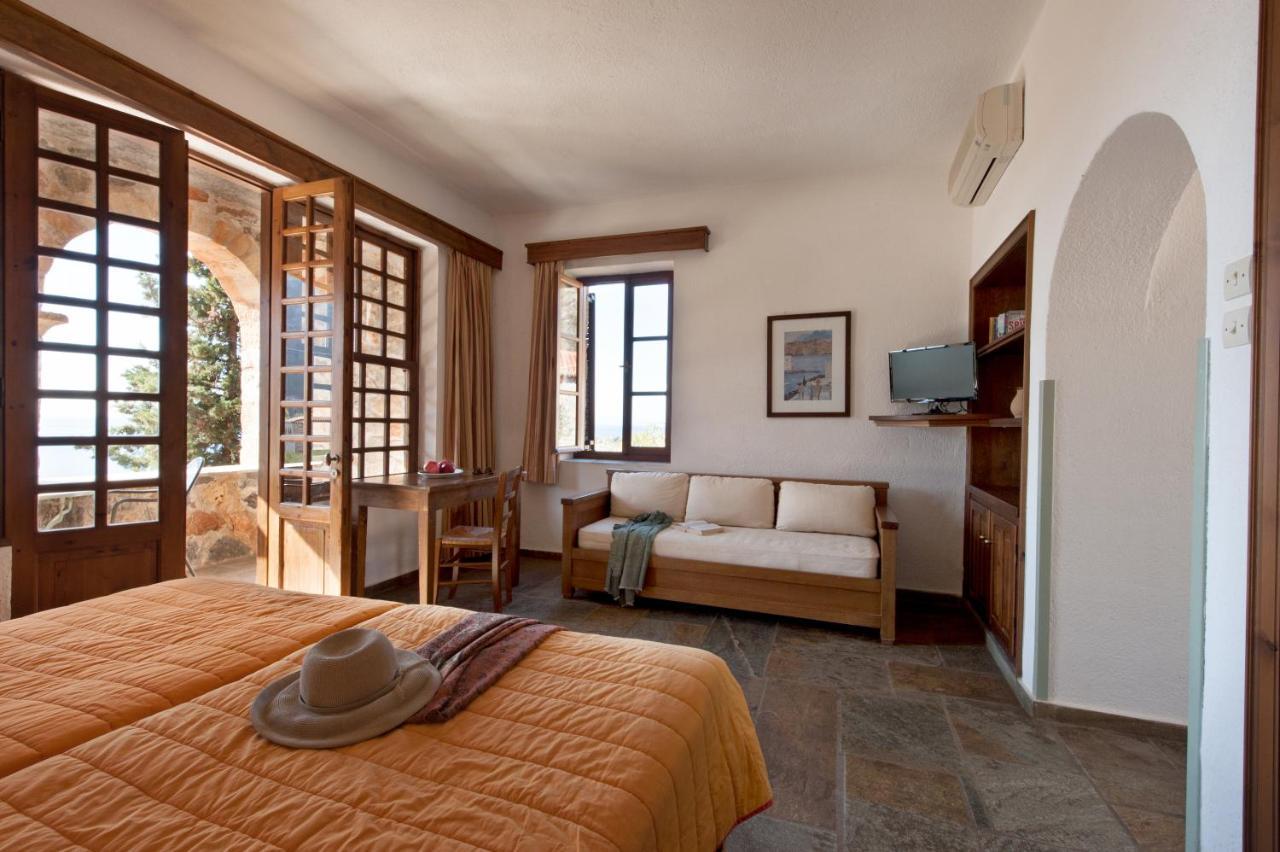 Kalamitsi Hotel Kardhamili Luaran gambar